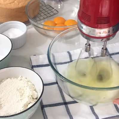 Tarta Mimosa. Receta fácil y rápida
