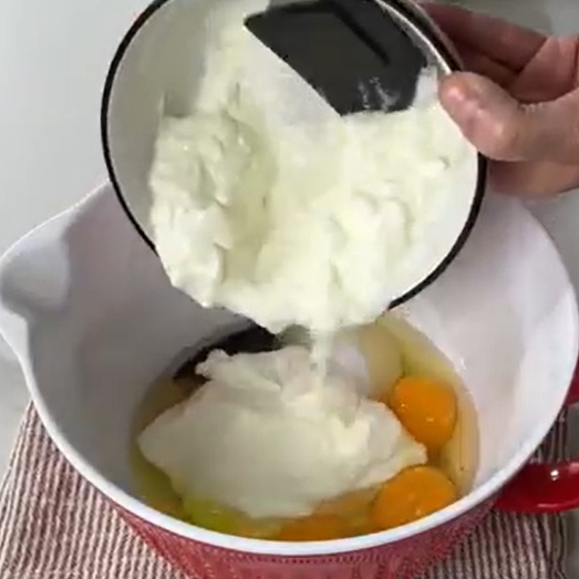 Tarta de queso y yogur al microondas. Receta fácil y rápida