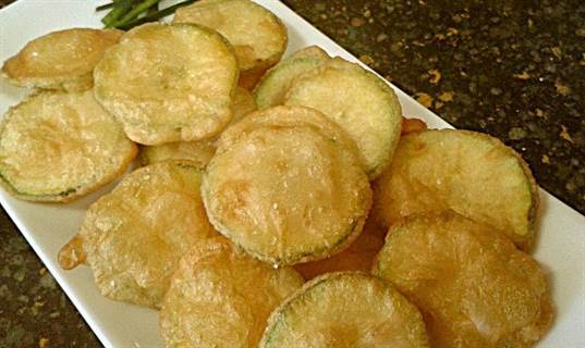 Chips de calabacín en tempura