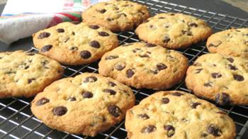 Galletas Cookies con pepitas de chocolate. Receta fácil y rápida. (Con o sin gluten)