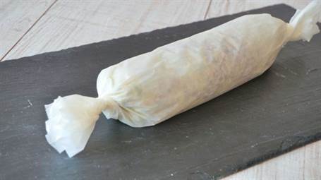 Rollo de tortilla de calabacín. Con 3 ingredientes y en 5 minutos